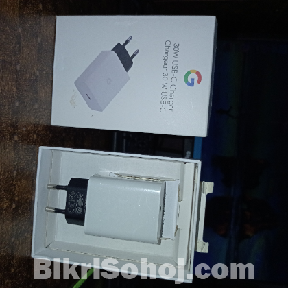 Google 30W-C Pixel Mobole Charger